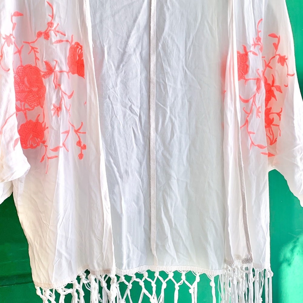 White with Neon Pink Floral Kimono Shawl